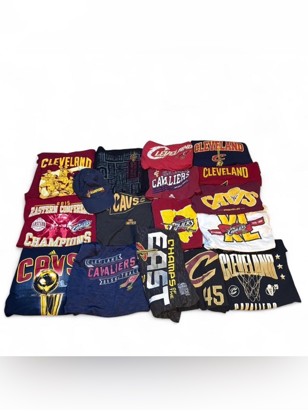 17 piece Cleveland Cavaliers NBA basketball t-shirt/hat bundle